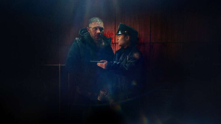 Confira a crítica de "Caos e Destruição", filme de ação com Tom Hardy de 2025 disponível para assistir na Netflix.