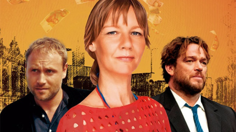 Comunista tenta ser capitalista em ‘O Grande Golpe do Leste’ confira o divertido trailer do filme com Sandra Hüller; VEJA!