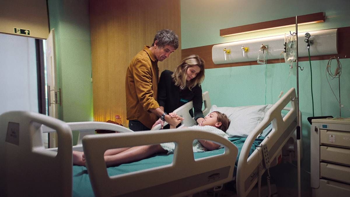 Confira a crítica do filme "Inexplicável", drama brasileiro de 2025 com Letícia Spiller disponível para assistir na Netflix