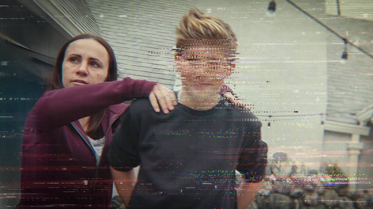 Confira a crítica de "Má Influência: O Lado Sombrio dos Influencers Infantis", série documental de 2025 disponível para assistir na Netflix