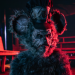 Mickey do terror dos produtores de Terrifier 2 e 3, ‘Screamboat Terror A Bordo’ ganha trailer; VEJA!