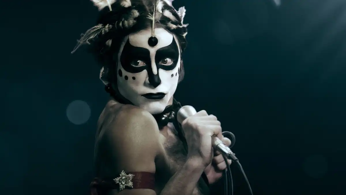 Confira a crítica do filme "Homem com H", cinebiografia de Ney Matogrosso de 2025 disponível para assistir nos cinemas.