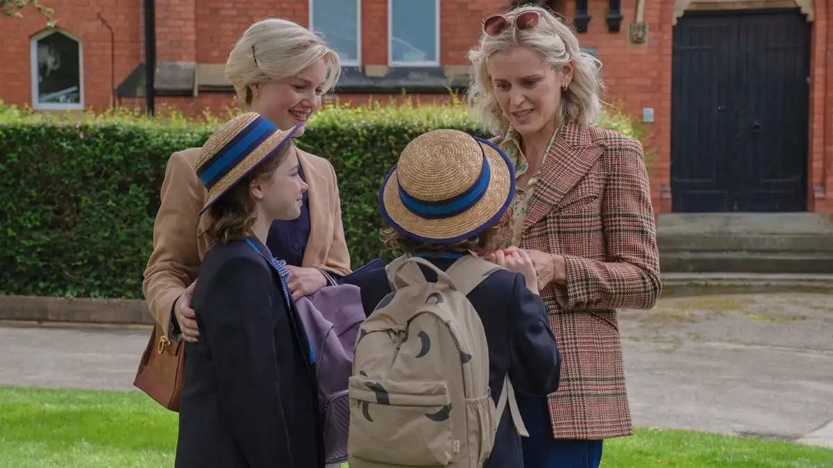 Confira a crítica da série "A Garota Roubada", suspense dramático britânico de 2025 disponível para assistir no Disney+.