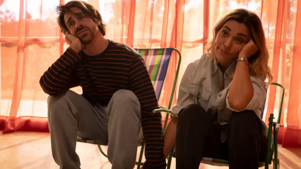 ‘Mal Me Quer’ série ganha novos episódios - saiba onde assistir