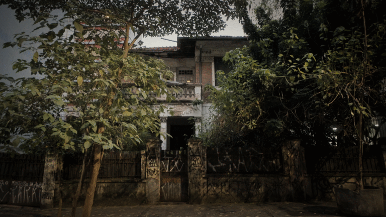 A Mulher da Casa Abandonada Trailer