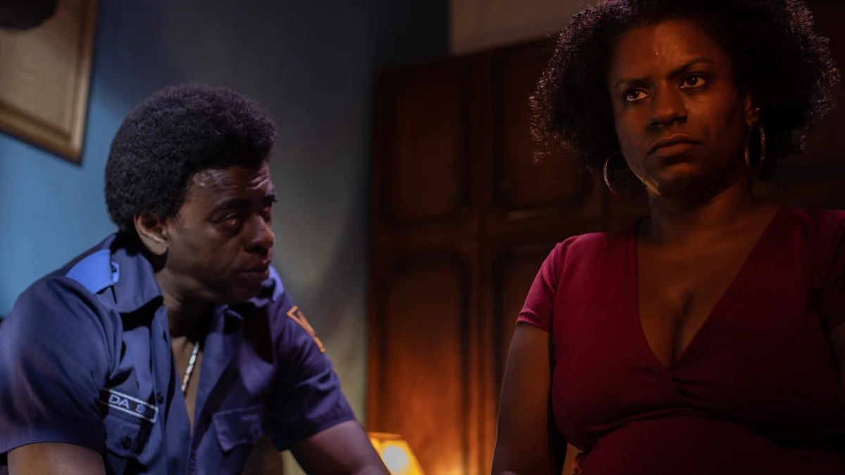 Cena do filme brasileiro A Melhor Mãe do Mundo (2025) - Flixlândia