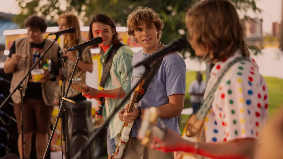 Cena da série Os Runarounds Música e Sonhos, do Prime Video (2025) - Flixlândia (1)