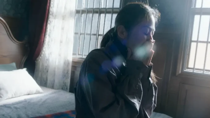 Cena da série dorama Todos os Crimes da Louva-a-Deus, da Netflix (2025) - Flixlândia (1)