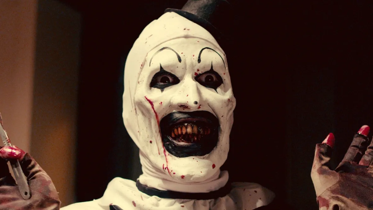 O terror está em alta novamente confira os 50 filmes mais pesados do gênero (10)