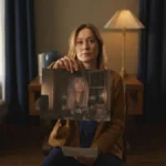 Crítica do filme Terror em Shelby Oaks (2025) - Flixlândia