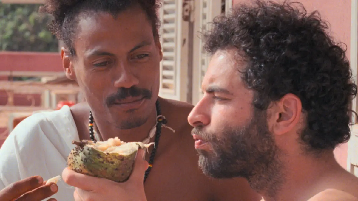 Leia a crítica do filme O Riso e a Faca (2025) - Flixlândia Jonathan Guilherme e Sérgio Coragem