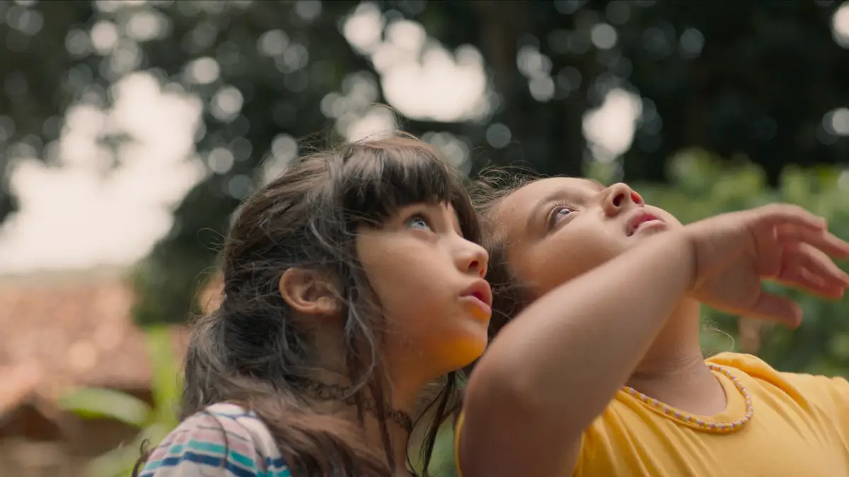 A Natureza das Coisas Invisíveis resenha crítica do filme 2025 Flixlândia