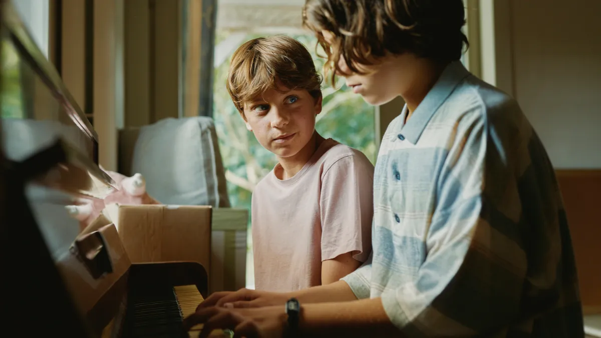 Corações Jovens crítica do filme 2025 Flixlândia (1)