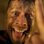 O Sobrevivente resenha crítica do filme 2025 Flixlândia