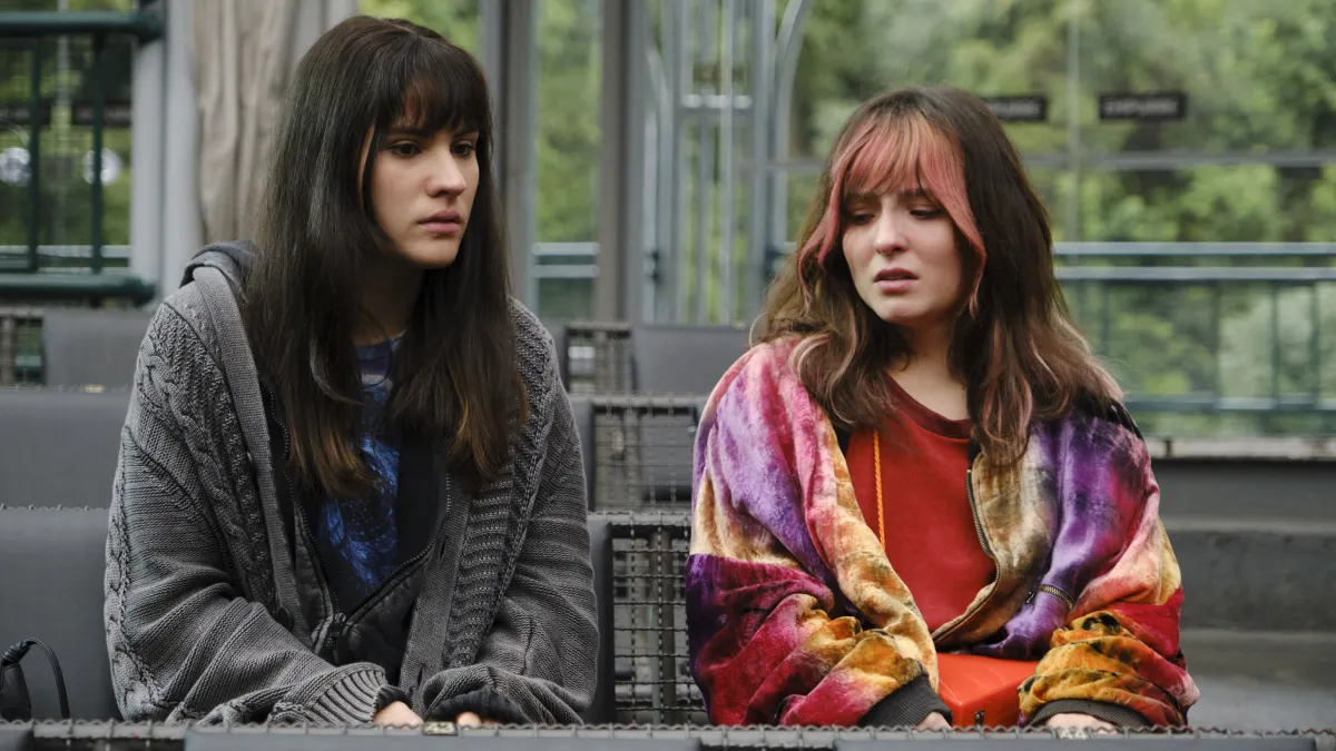 Traição Entre Amigas resenha crítica do filme brasileiro 2025 Flixlândia