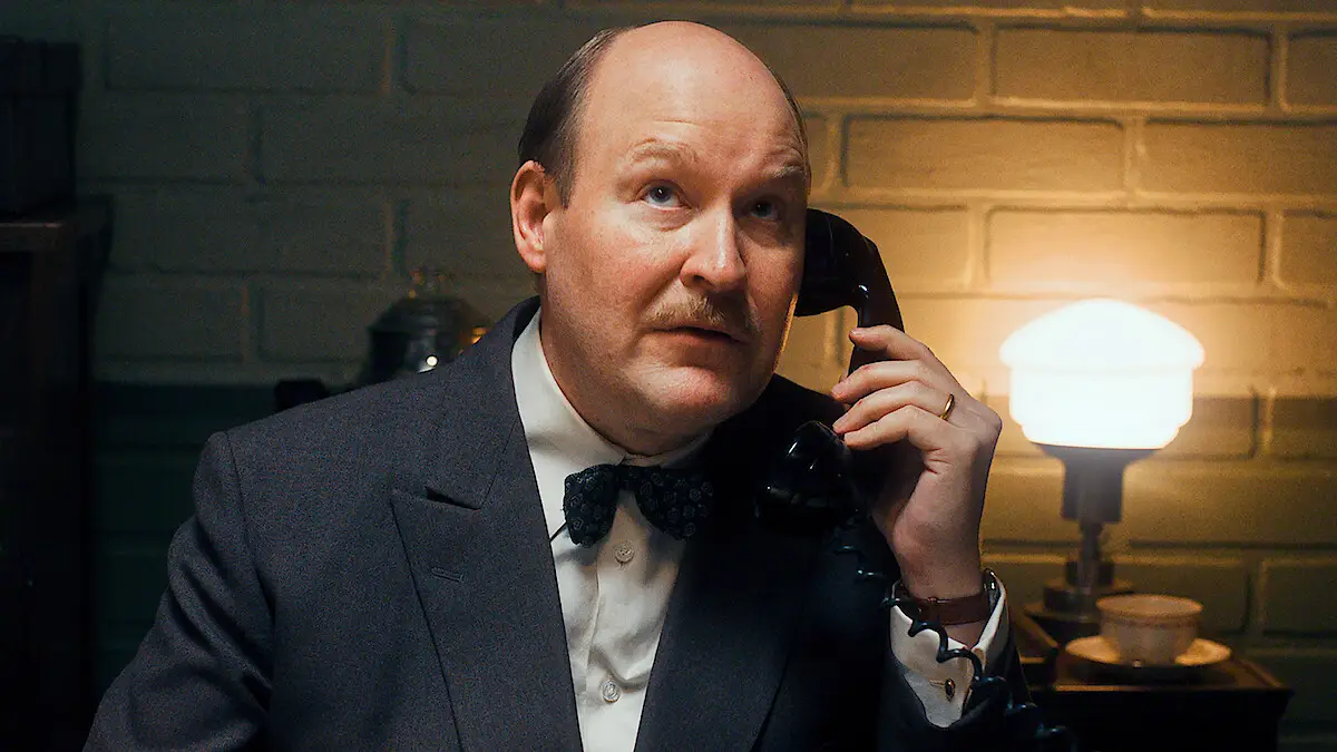 A Conexão Sueca 2026 crítica do filme da Netflix - Flixlândia