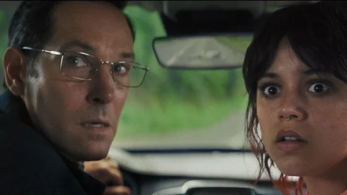 Comédia maluca, sombria e IMPERDÍVEL com Jenna Ortega e Paul Rudd chega ao streaming veja onde assistir