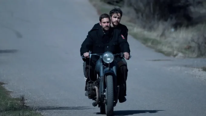 O Mundo Vai Tremer 2025 final explicado história real do filme Netflix - Flixlândia