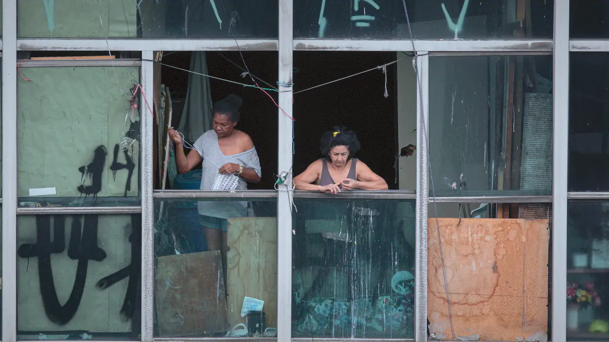 Pele de Vidro crítica do documentário 2026 - crédito Autoral Filmes - Flixlândia