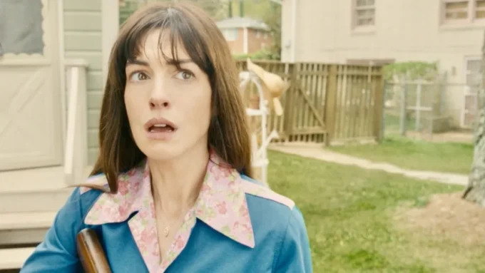 ‘No Fim da Rua’ ficção científica com Anne Hathaway ganha primeiro trailer; veja