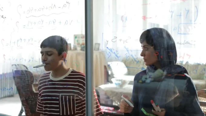 Mãe e Filho 2025 crítica do filme iraniano - Flixlândia