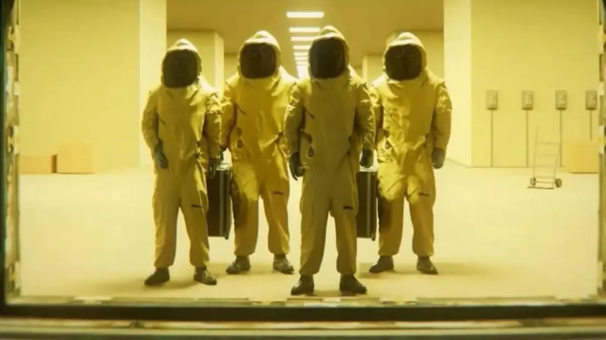 Viral da internet ganha filme da A24 veja o trailer de ‘Backrooms’ e conheça a história por trás do longa