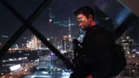 Personagem Tom Clancy, interpretado por John Krasinski, em cena do filme Jack Ryan - Guerra Fantasma
