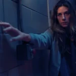 Personagem da série Origem olhando de forma tensa na temporada 4 da série do Globoplay - Flixlândia
