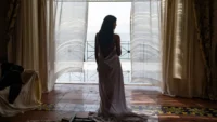 crítica do filme Parthenope Os Amores de Nápoles 2024 - Flixlândia