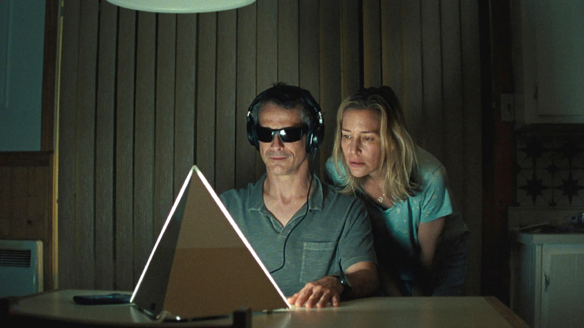 Amor Apocalipse 2025 crítica do filme