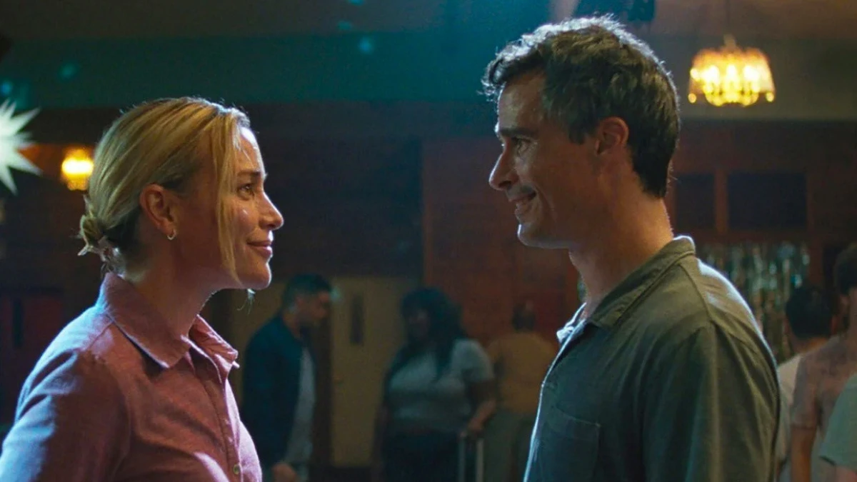 Amor Apocalipse crítica do filme 2025
