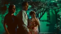 Amy Adams, Patrick Wilson e Lily Collias em cena da série Cabo do Medo (2026) disponível no Apple TV