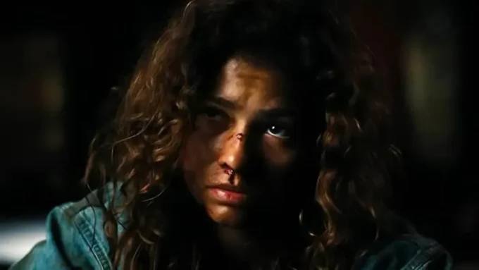 Zendaya como Rue Bennett em cena da 3 temporada de Euphoria (1)