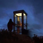 cena do filme Risa e o Telefone do Vento de 2026 da Netflix