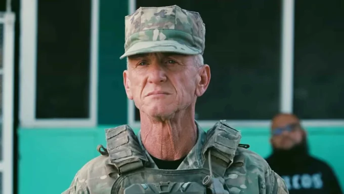 o ator Sean Penn no filme Uma Batalha Após a Outra