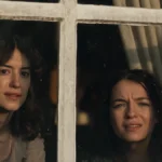 Daisy Edgar-Jones e Esmé Creed-Miles em cena do filme Razão e Sensibilidade de 2026