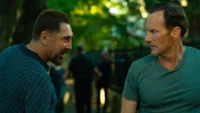 Javier Bardem e Patrick Wilson no episódio 8 de Cabo do Medo no Apple TV
