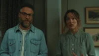 Seth Rogen e Olivia Wilde em cena do filme O Convite, de 2026
