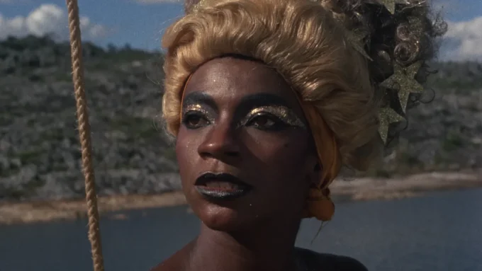 Xica da Silva versão original com Zezé Motta de 1976