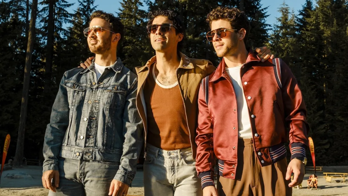Kevin Jonas, Joe Jonas e Nick Jonas no filme Camp Rock 3