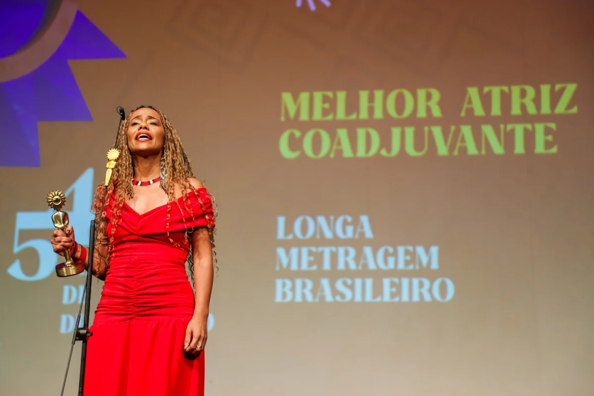 Naruna Costa Melhor Atriz Coadjuvante Festival de Cinema de Gramado de 2026