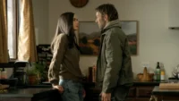 Jennifer Connelly e Joel Edgerton no episódio 1 da 2 temporada de Matéria Escura
