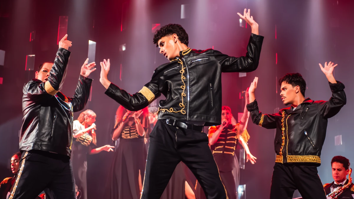Tributo gratuito a Michael Jackson com orquestra em São Paulo (1)
