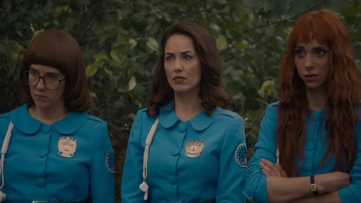 Ximena Sariñana, Bárbara Mori e Natalia Téllez no episódio 8, final da temporada 2 de Mulheres de Azul