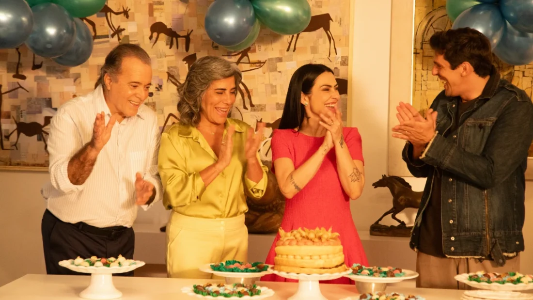 Cleo Pires, Gloria Pires, Tony Ramos e Rafa Infante no filme Se Eu Fosse Você 3