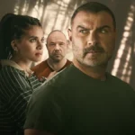 Liev Schreiber, Zazie Beetz e Stephen Graham em cena da série Noturno do Apple TV
