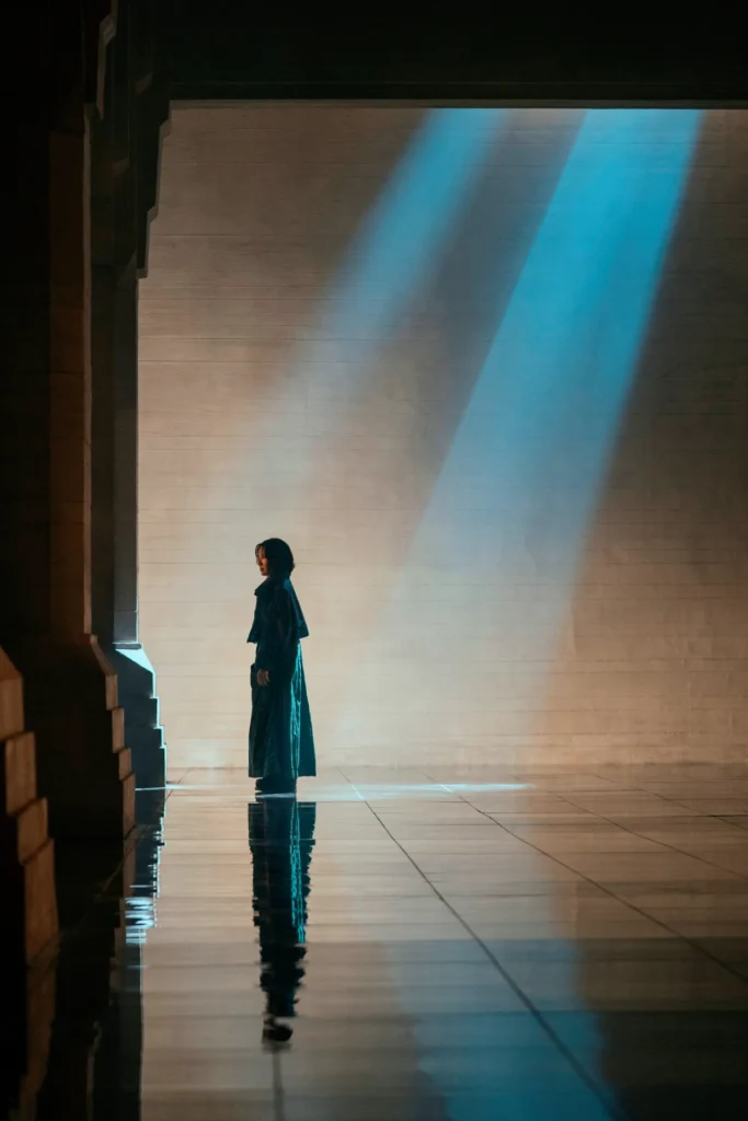 Michelle_Yeoh_as_Olwen_in_Blade_Runner_2099_-_Credit_Clay_Enos_for_Prime_-_2_3000