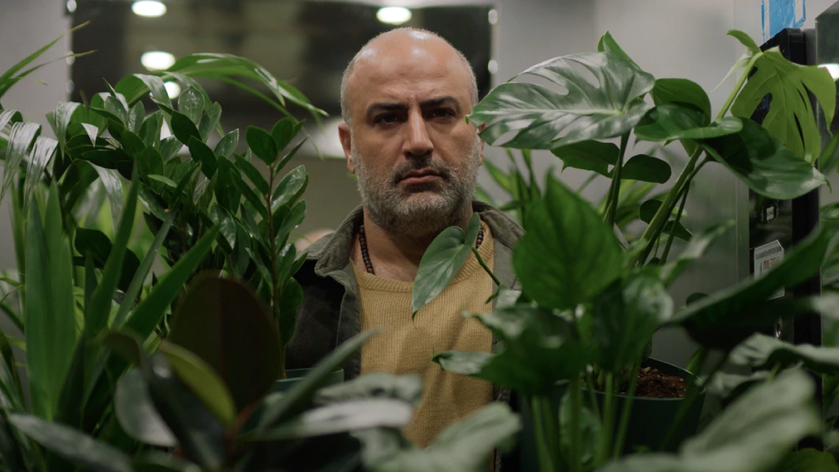 Um Pouco de Esperança Kami nour crítica do filme Mostra de São Paulo SP 2026